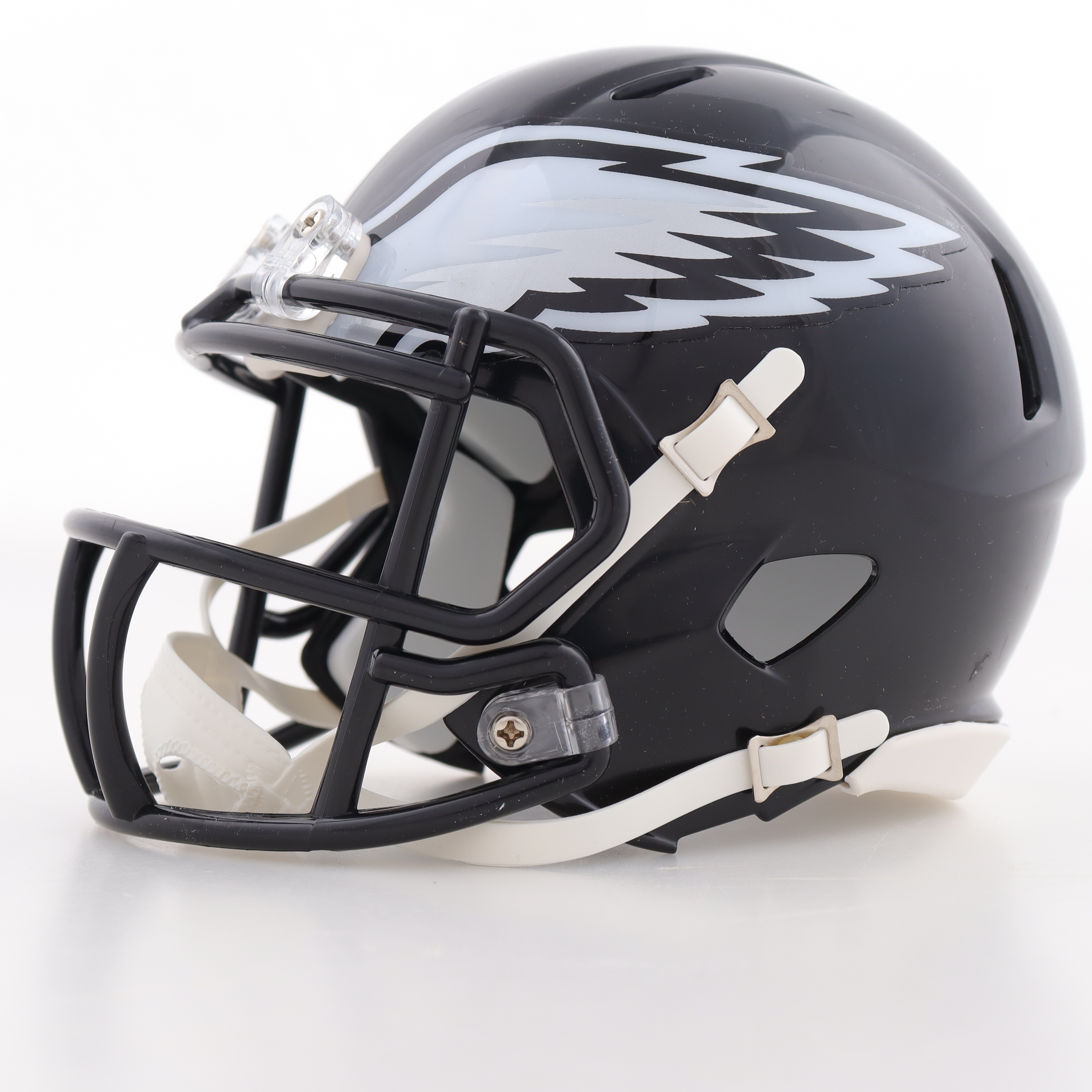 Darius Slay Signed Eagles Speed Mini Helmet (Beckett) at PristineAuction.com Darius Slay Signed Eagles Speed Mini Helmet (Beckett) at PristineAuction.com