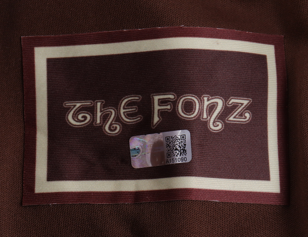 Henry Winkler Signed "Happy Days" Jacket Inscribed "Aaay, Fonz" (CX By Steiner) at PristineAuction.com Henry Winkler Signed "Happy Days" Jacket Inscribed "Aaay, Fonz" (CX By Steiner) at PristineAuction.com