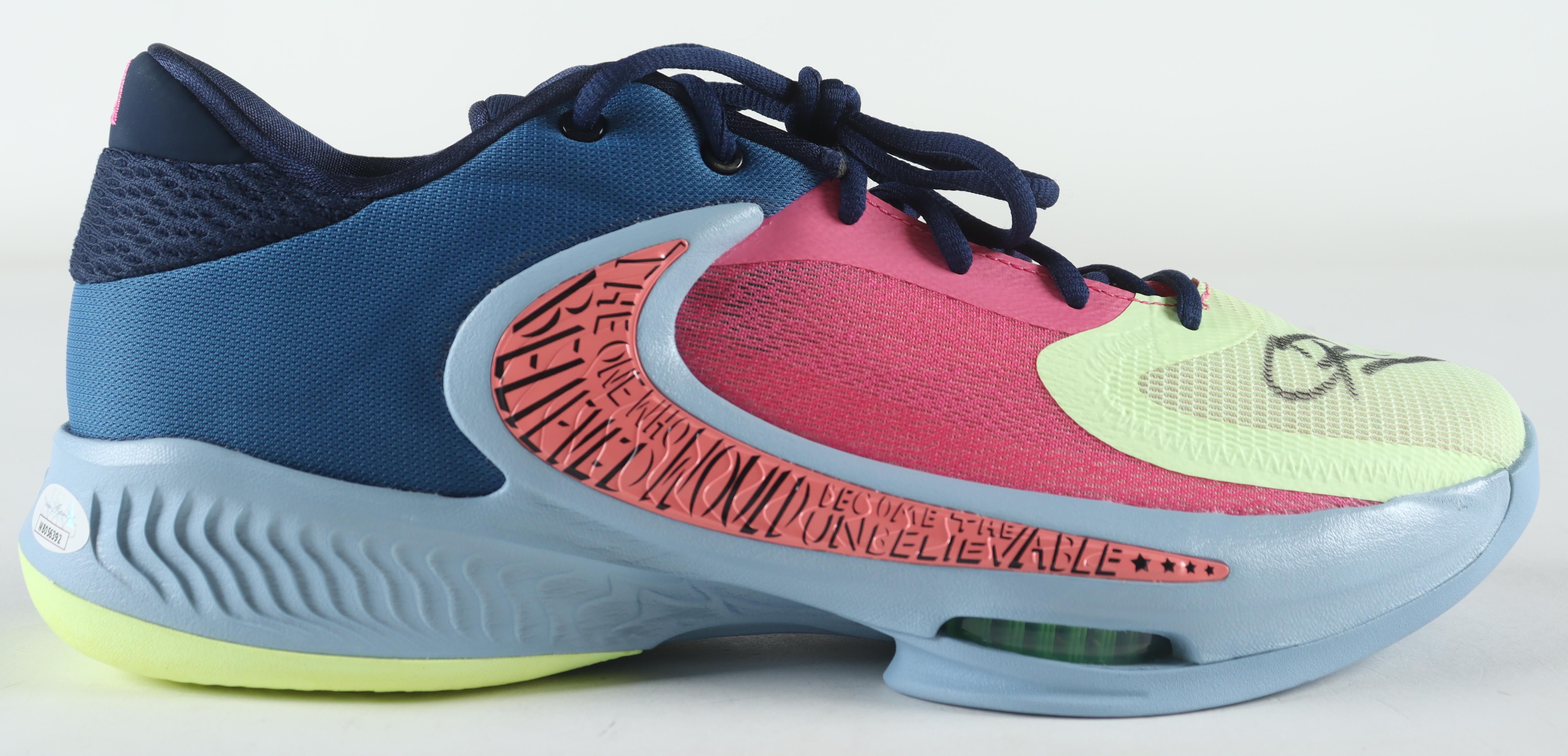 Christian Braun Signed Nike Basketball Shoe (JSA) at PristineAuction.com Christian Braun Signed Nike Basketball Shoe (JSA) at PristineAuction.com