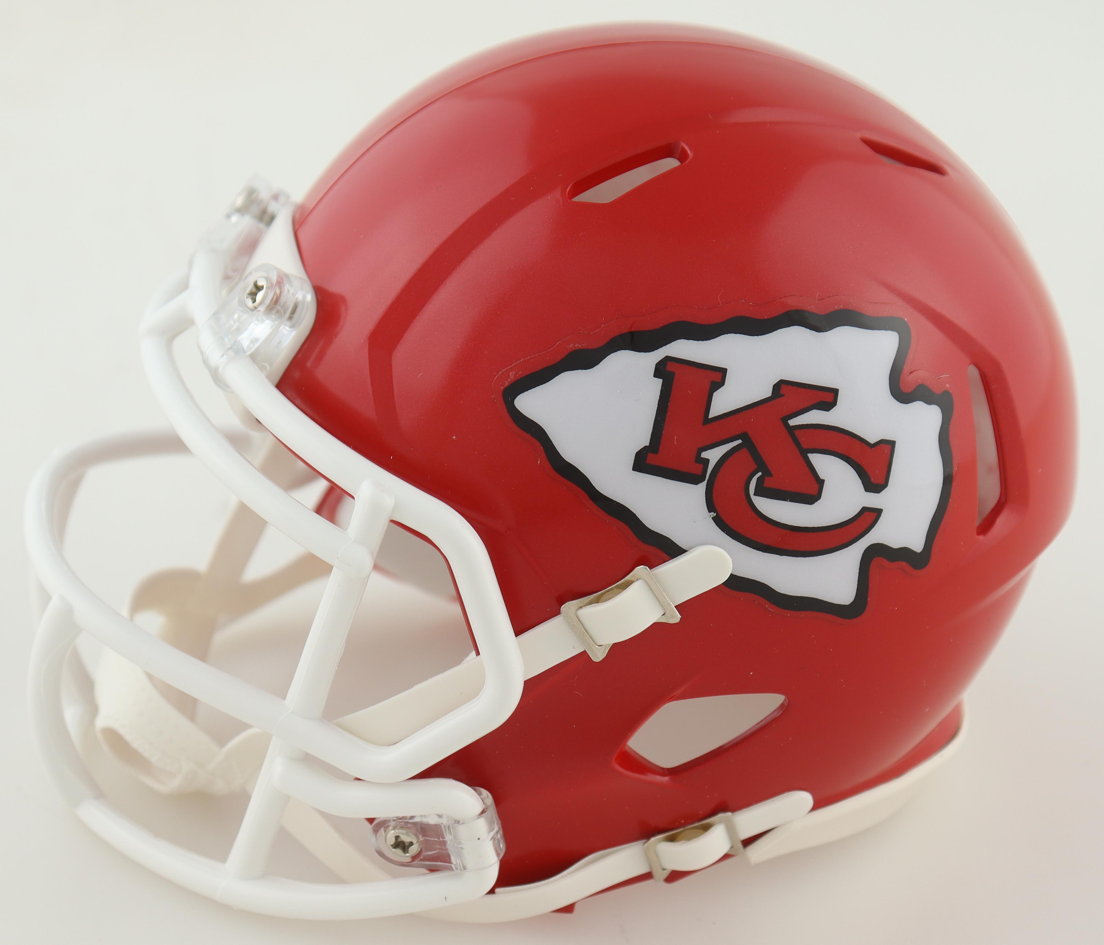 Darian Kinnard Signed Chiefs Speed Mini Helmet (Beckett) at PristineAuction.com Darian Kinnard Signed Chiefs Speed Mini Helmet (Beckett) at PristineAuction.com