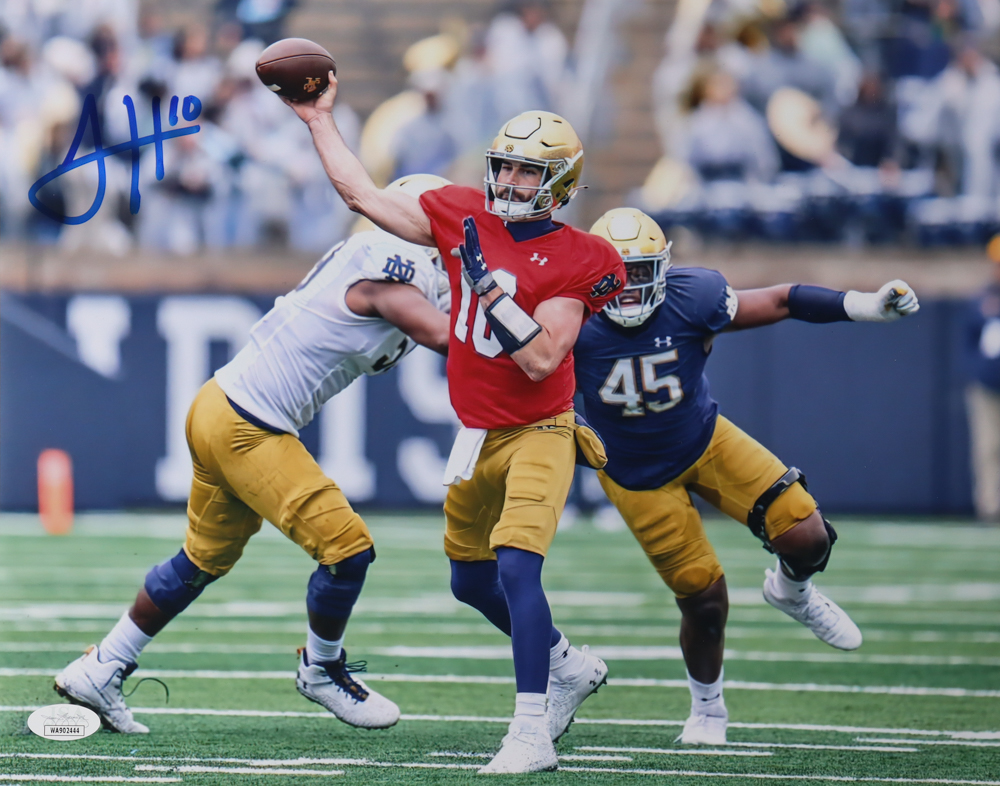 Sam Hartman Signed Notre Dame Fighting Irish 11x14 Photo (JSA) at PristineAuction.com Sam Hartman Signed Notre Dame Fighting Irish 11x14 Photo (JSA) at PristineAuction.com