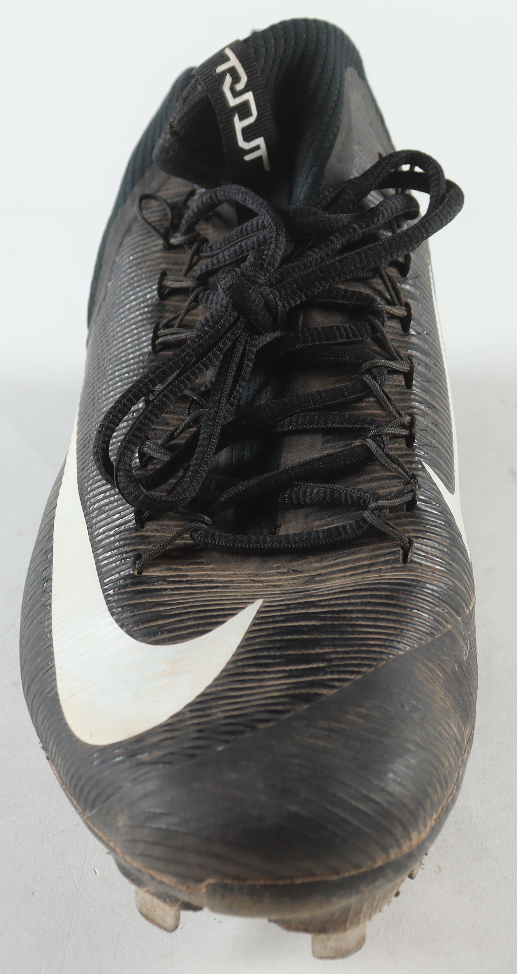 Jonny Gomes Signed Nike Baseball Cleat (JSA) at PristineAuction.com Jonny Gomes Signed Nike Baseball Cleat (JSA) at PristineAuction.com