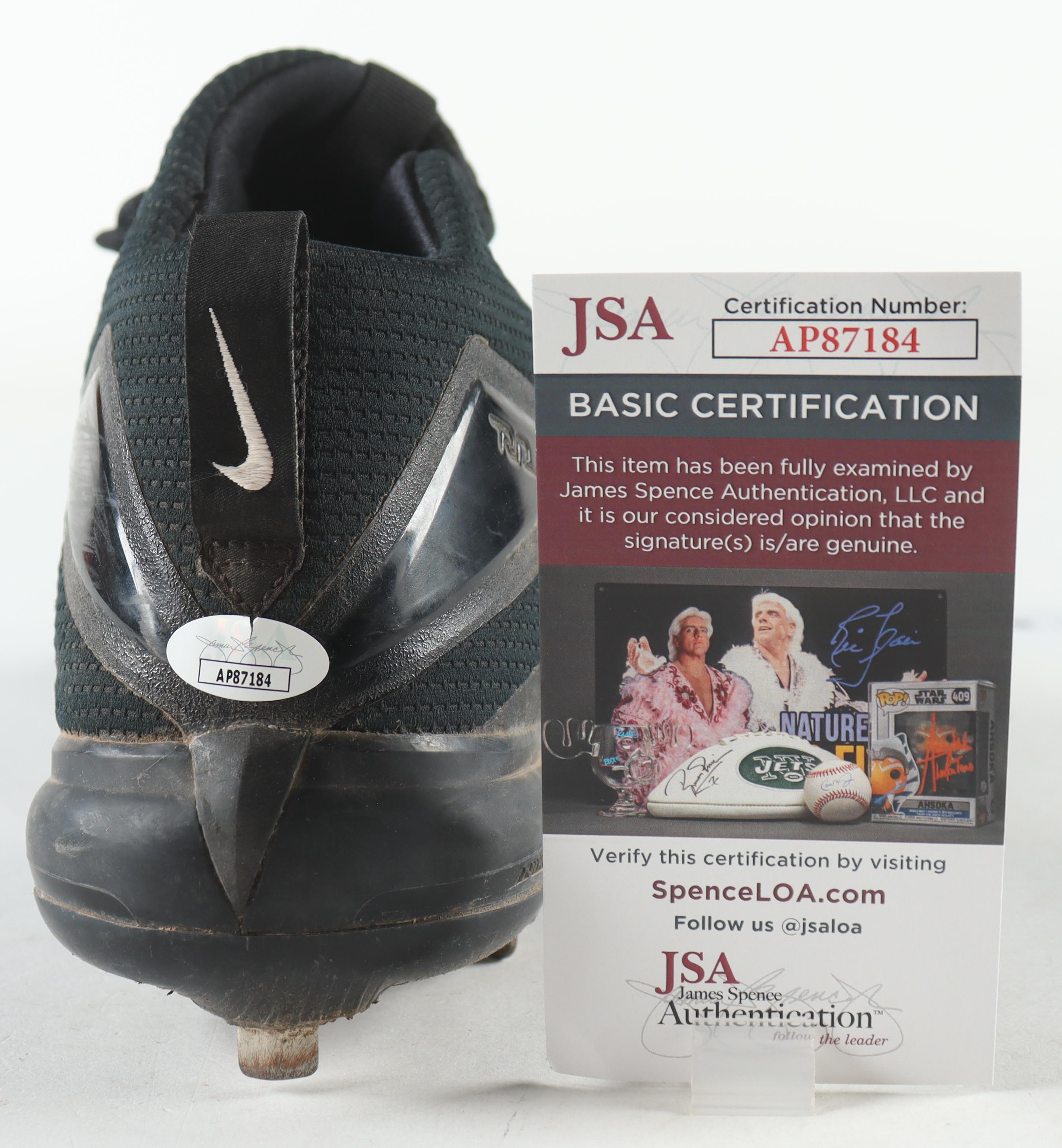 Jonny Gomes Signed Nike Baseball Cleat (JSA) at PristineAuction.com Jonny Gomes Signed Nike Baseball Cleat (JSA) at PristineAuction.com