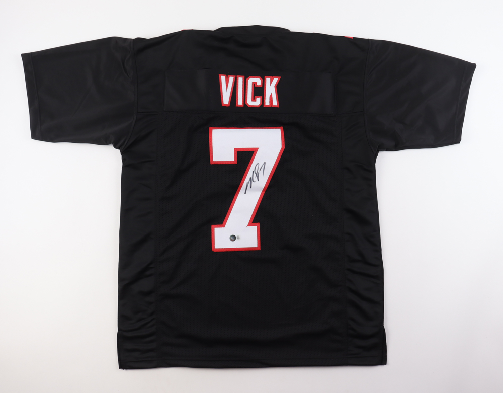 Michael Vick Signed Jersey (Beckett) at PristineAuction.com Michael Vick Signed Jersey (Beckett) at PristineAuction.com