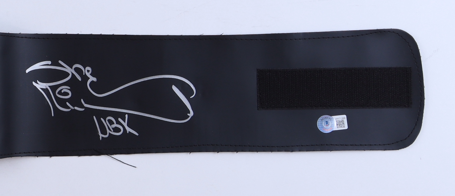 Shawn Michaels Signed WWE Championship Belt Inscribed "HBK" (Beckett) at PristineAuction.com Shawn Michaels Signed WWE Championship Belt Inscribed "HBK" (Beckett) at PristineAuction.com