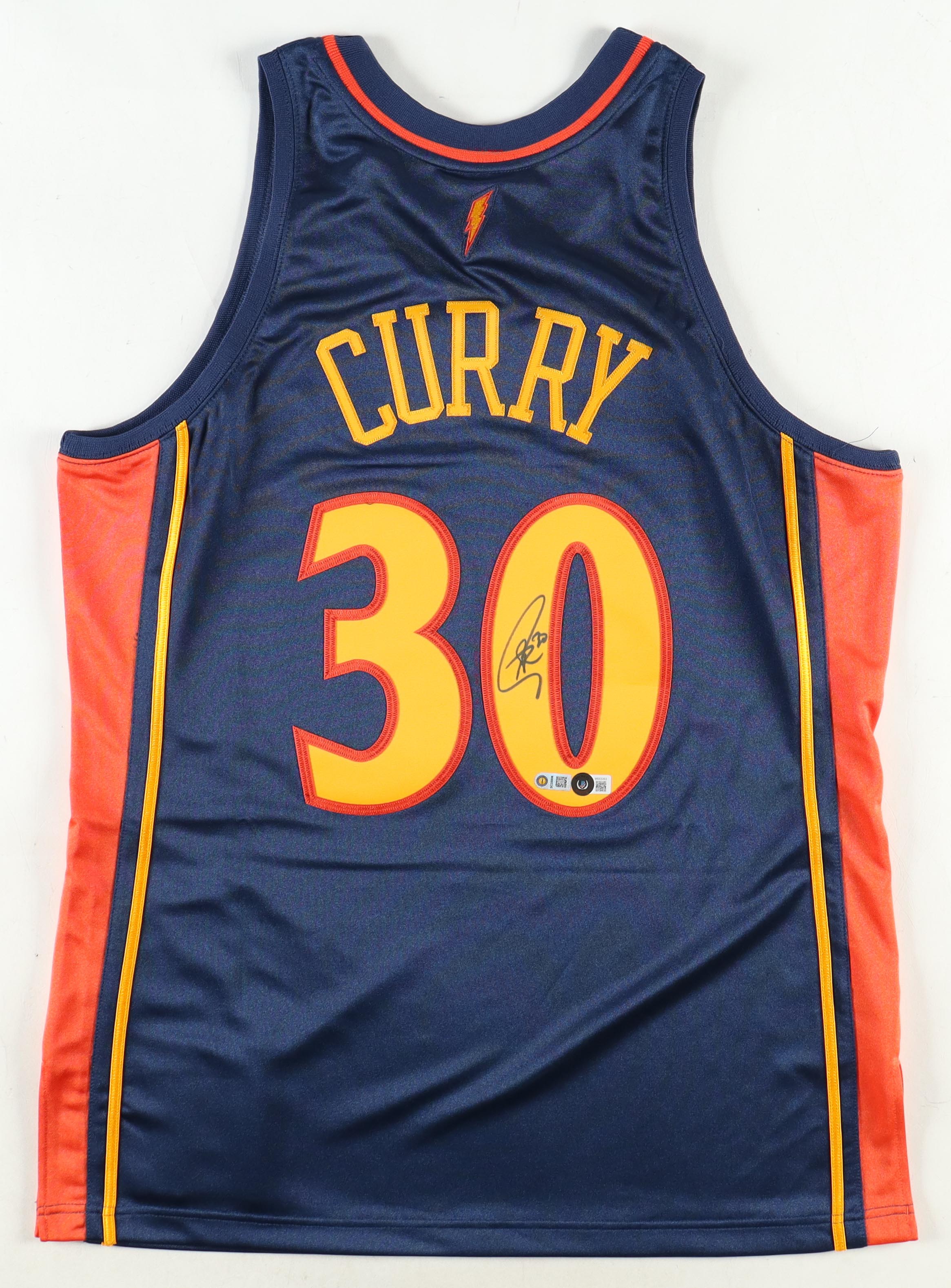 Stephen Curry Signed Warriors Mitchell & Ness Jersey (Beckett & Curry) at PristineAuction.com Stephen Curry Signed Warriors Mitchell & Ness Jersey (Beckett & Curry) at PristineAuction.com
