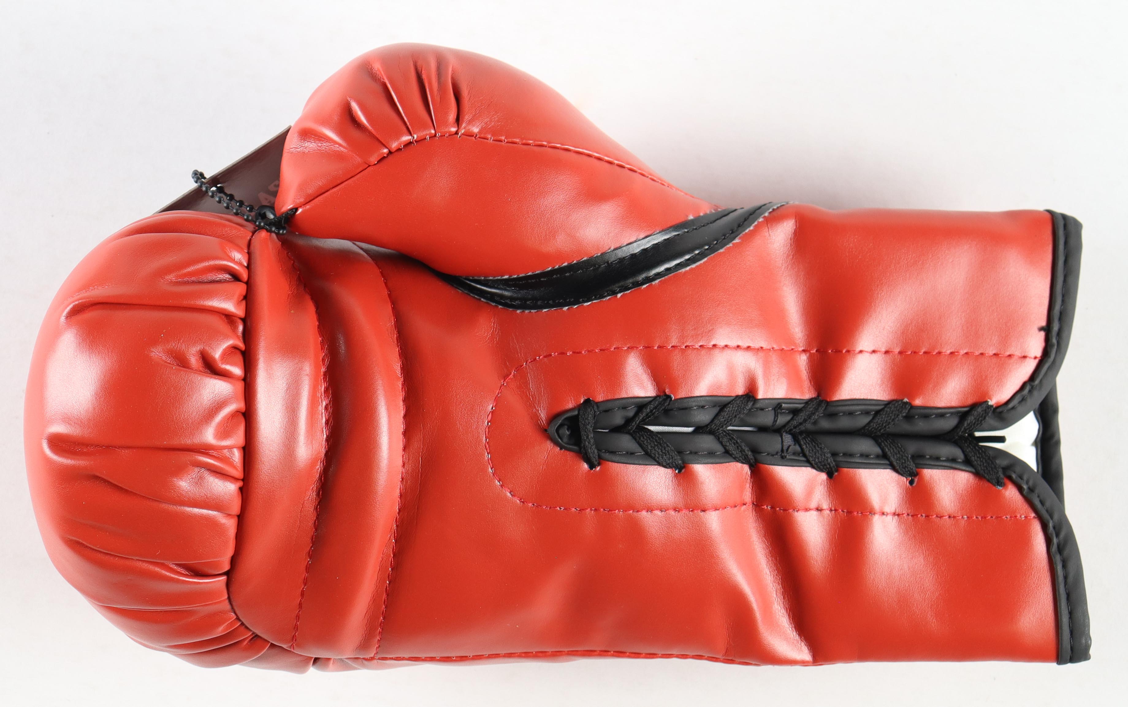 "Irish" Micky Ward Signed Everlast Boxing Glove (JSA) at PristineAuction.com "Irish" Micky Ward Signed Everlast Boxing Glove (JSA) at PristineAuction.com