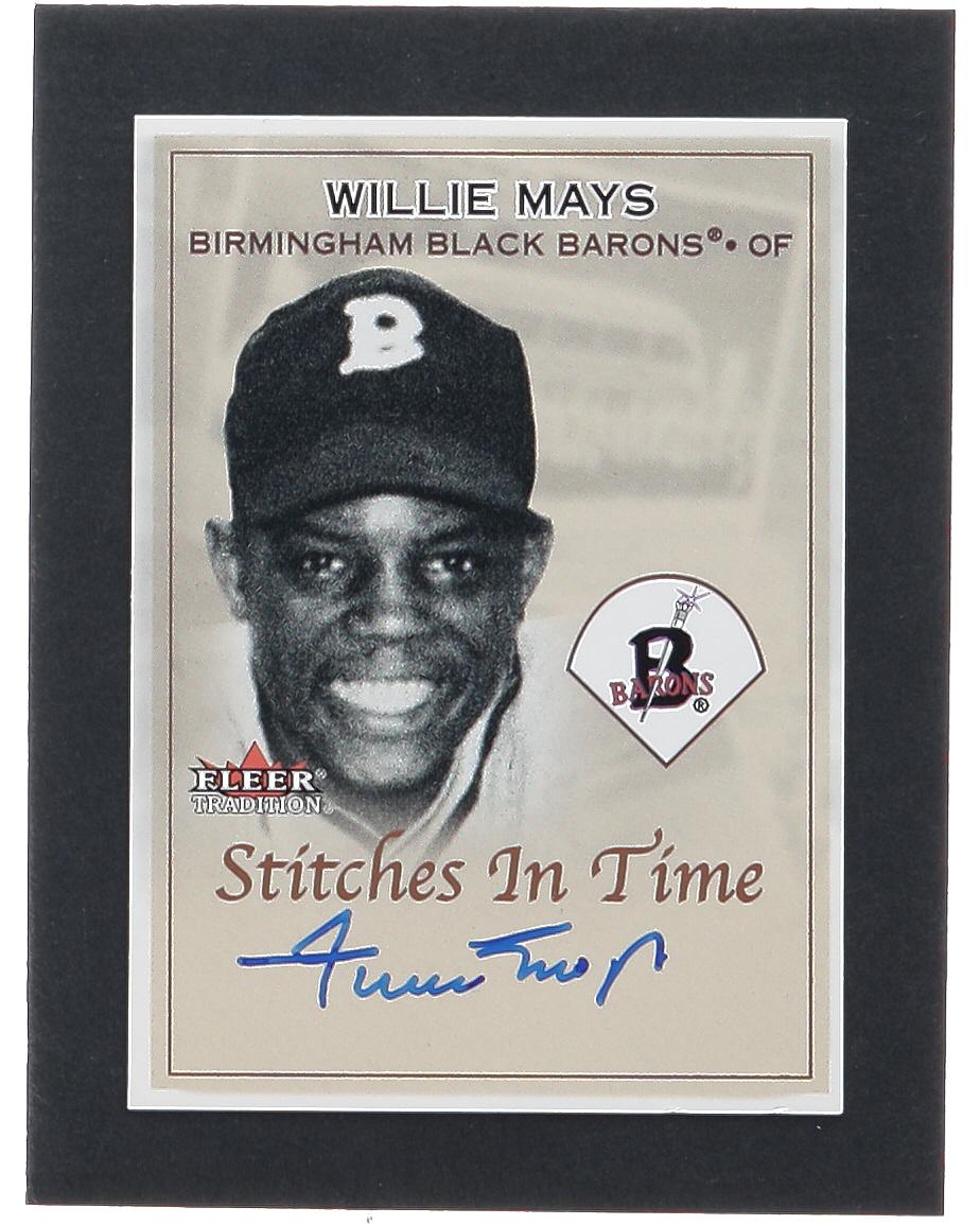 Willie Mays 2001 Fleer Tradition Stitches in Time Autographs #4 at PristineAuction.com Willie Mays 2001 Fleer Tradition Stitches in Time Autographs #4 at PristineAuction.com