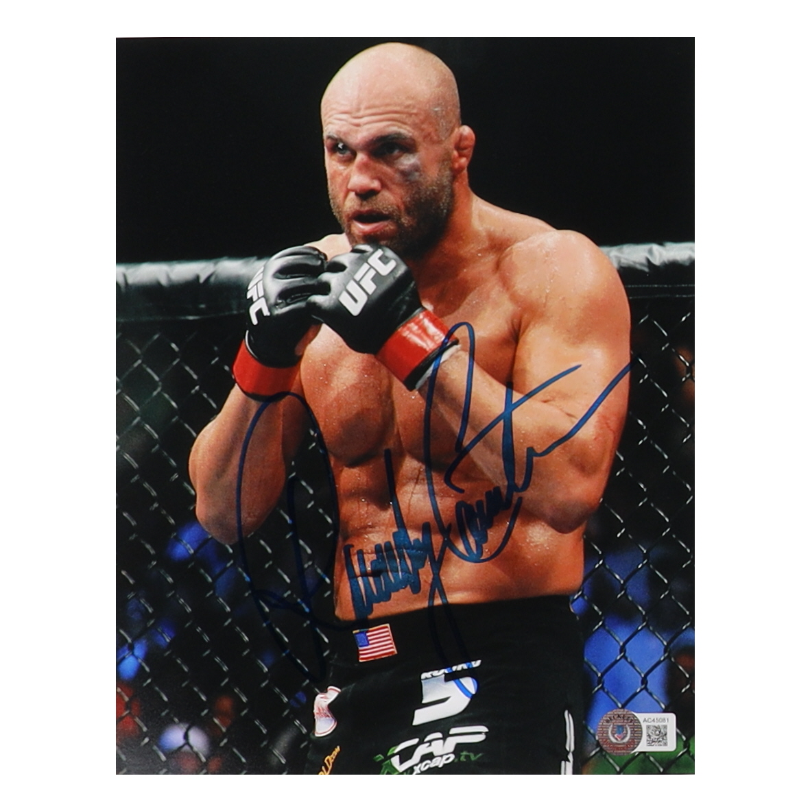 Randy Couture Signed UFC 8x10 Photo (Beckett) at PristineAuction.com Randy Couture Signed UFC 8x10 Photo (Beckett) at PristineAuction.com