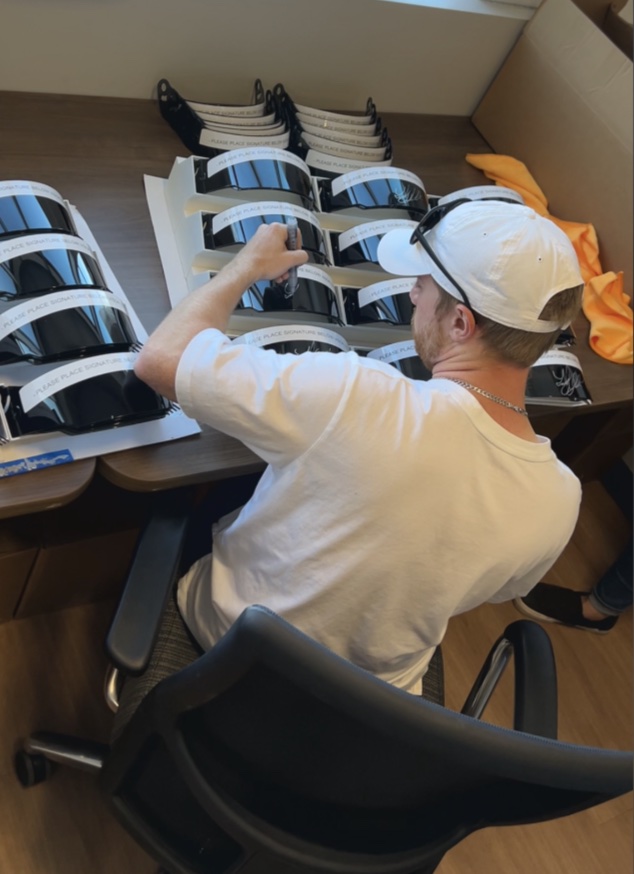 Tyler Reddick Signed 2023 #45 MoneyLion I 1:24 Diecast Car (PA) at PristineAuction.com Tyler Reddick Signed 2023 #45 MoneyLion I 1:24 Diecast Car (PA) at PristineAuction.com