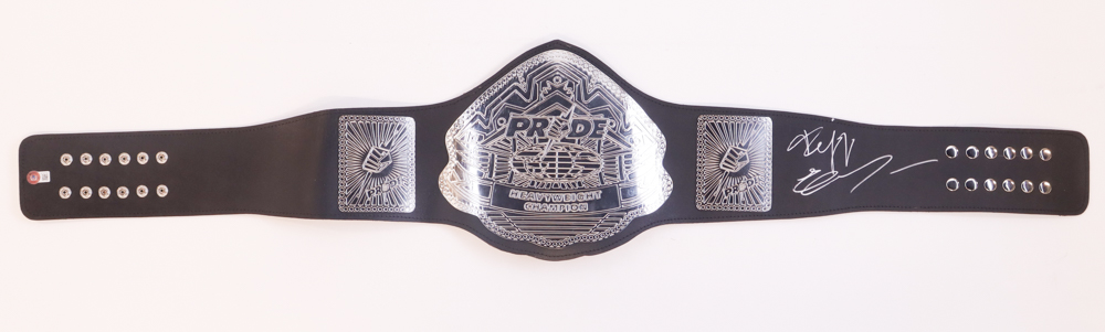 Fedor Emelianenko Signed Full-Size MMA Pride Championship Belt (Beckett) at PristineAuction.com Fedor Emelianenko Signed Full-Size MMA Pride Championship Belt (Beckett) at PristineAuction.com