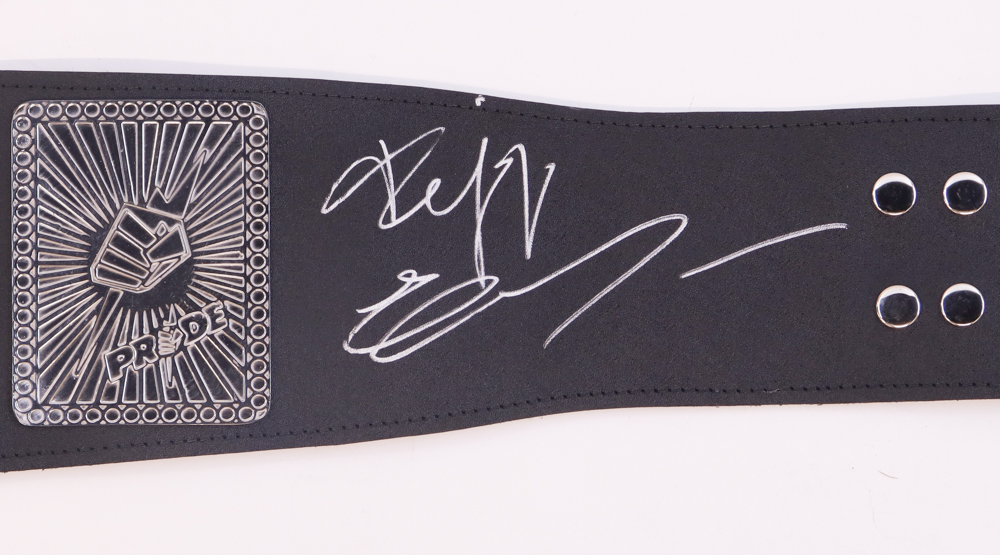 Fedor Emelianenko Signed Full-Size MMA Pride Championship Belt (Beckett) at PristineAuction.com Fedor Emelianenko Signed Full-Size MMA Pride Championship Belt (Beckett) at PristineAuction.com