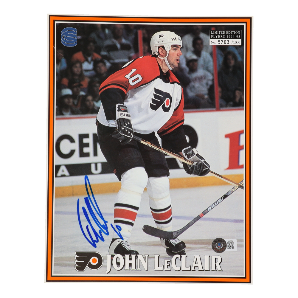 John Leclair Autographed Hockey Card (Philadelphia Flyers) 1999 Upper