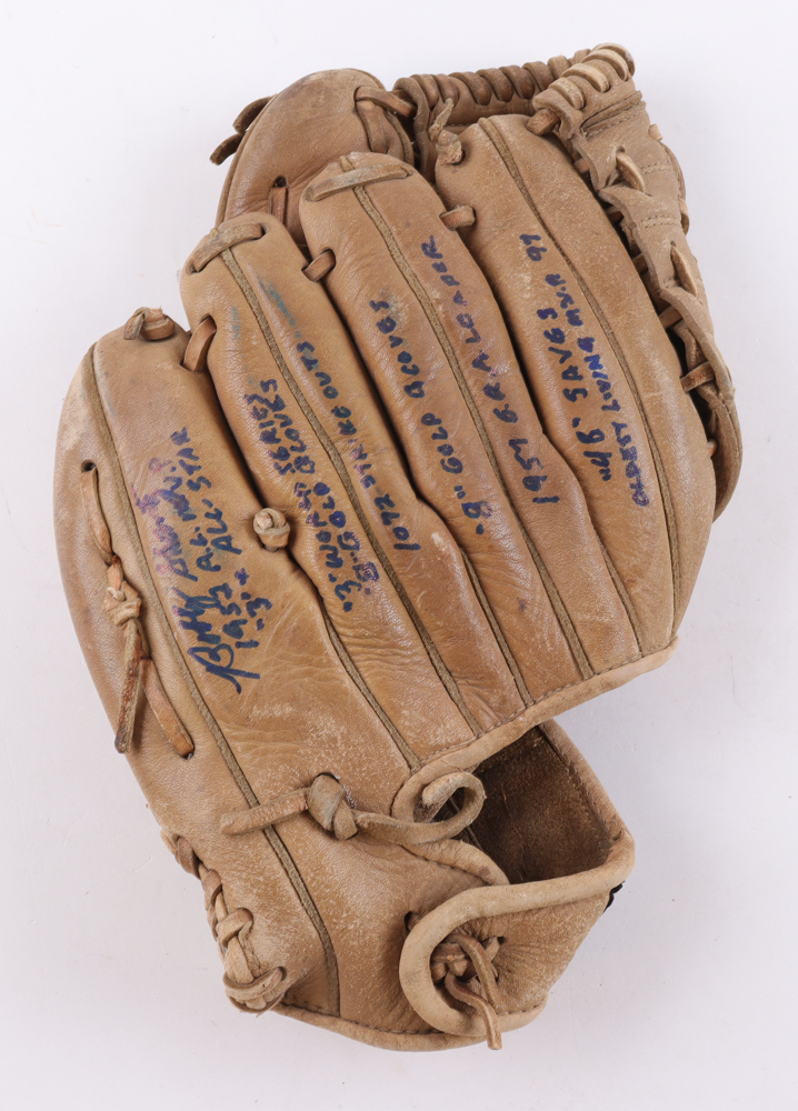 Bobby Shantz Signed Regent Baseball Glove with Multiple Career Stat Inscriptions (Beckett) at PristineAuction.com Bobby Shantz Signed Regent Baseball Glove with Multiple Career Stat Inscriptions (Beckett) at PristineAuction.com