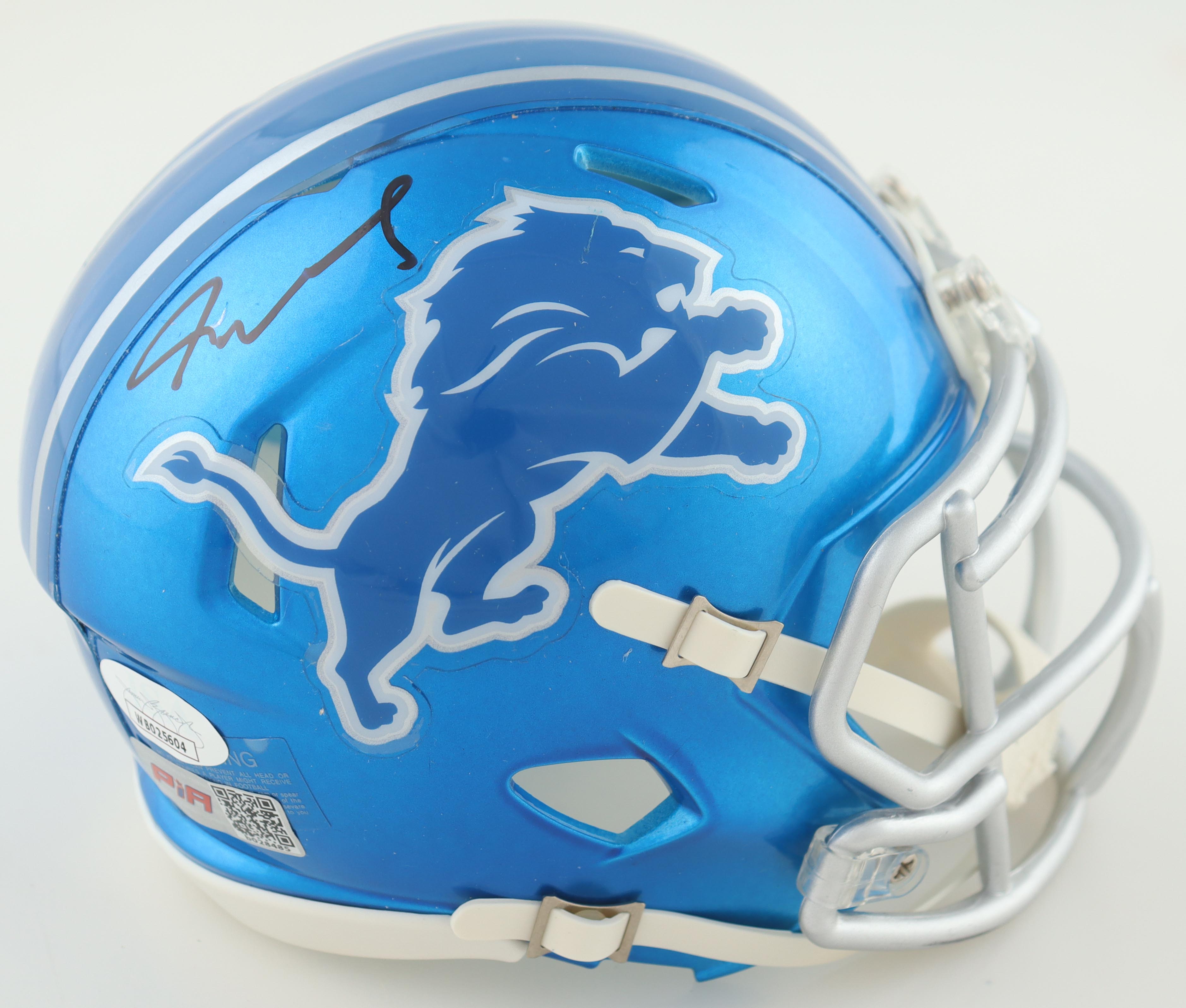 Jameson Williams Signed Lions Flash Alternate Speed Mini Helmet (JSA & PIA) at PristineAuction.com Jameson Williams Signed Lions Flash Alternate Speed Mini Helmet (JSA & PIA) at PristineAuction.com