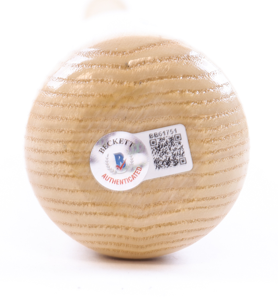 Vladimir Guerrero Jr. Signed Rawlings Baseball Bat (Beckett) at PristineAuction.com Vladimir Guerrero Jr. Signed Rawlings Baseball Bat (Beckett) at PristineAuction.com