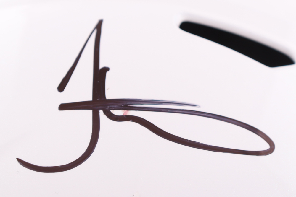 Tyreek Hill Signed Dolphins Full-Size Speed Helmet (Beckett) at PristineAuction.com Tyreek Hill Signed Dolphins Full-Size Speed Helmet (Beckett) at PristineAuction.com