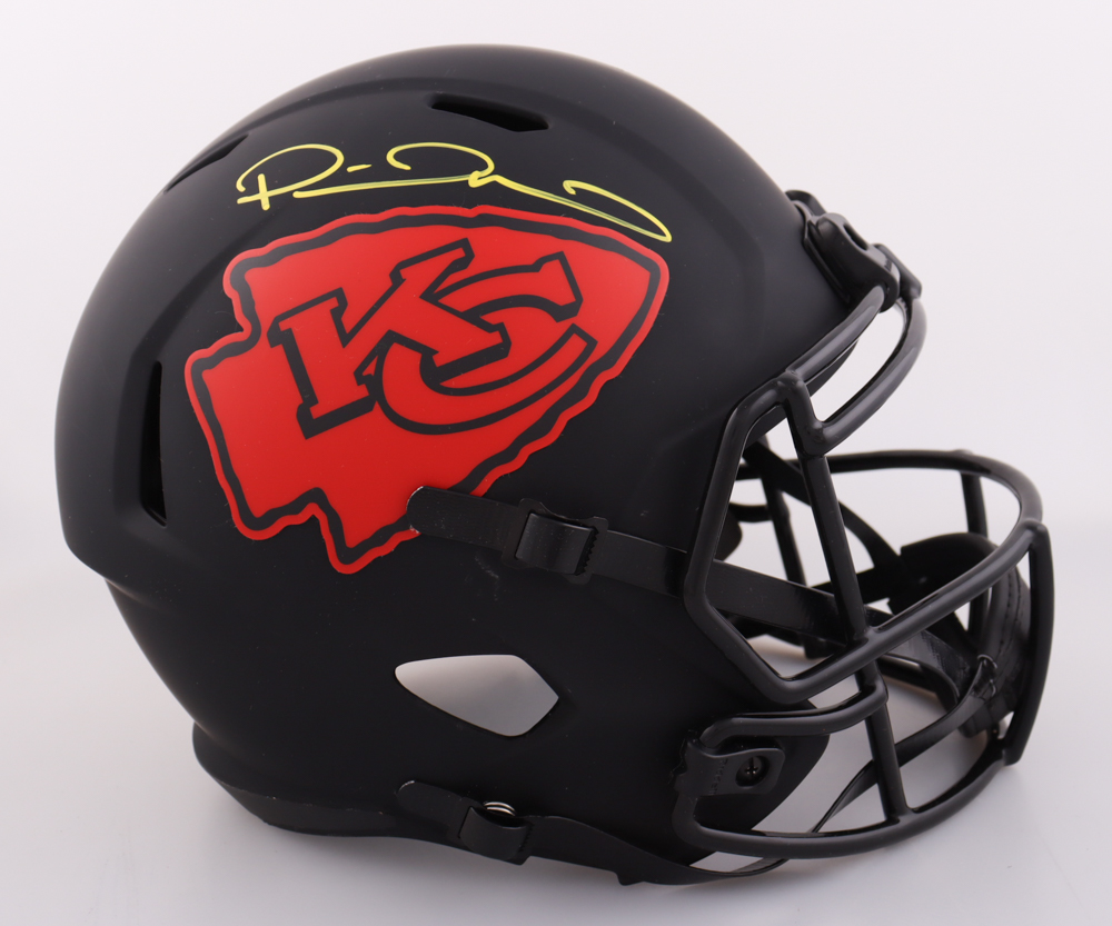 Patrick Mahomes Signed Chiefs Full-Size Eclipse Alternate Speed Helmet (Beckett) at PristineAuction.com Patrick Mahomes Signed Chiefs Full-Size Eclipse Alternate Speed Helmet (Beckett) at PristineAuction.com