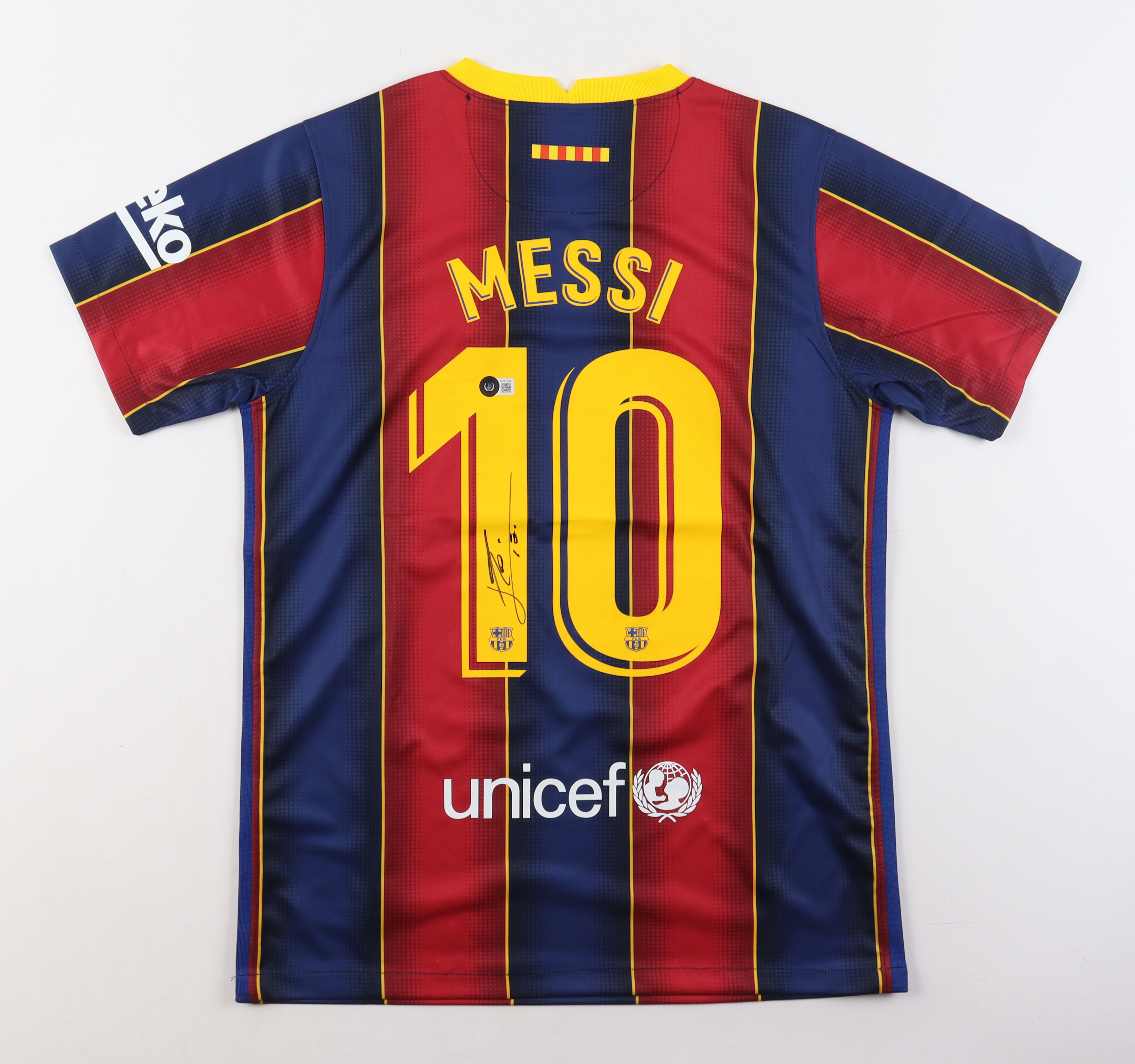 Lionel Messi Signed FC Barcelona Jersey (Beckett) at PristineAuction.com Lionel Messi Signed FC Barcelona Jersey (Beckett) at PristineAuction.com