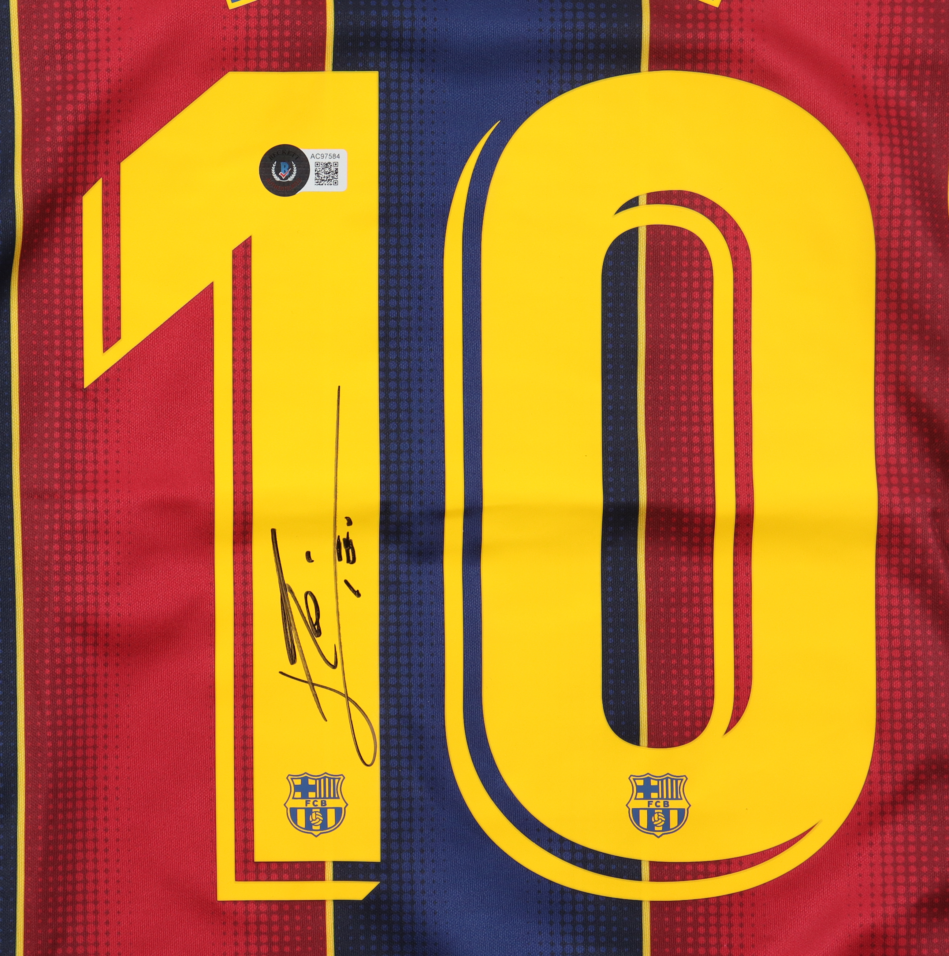 Lionel Messi Signed FC Barcelona Jersey (Beckett) at PristineAuction.com Lionel Messi Signed FC Barcelona Jersey (Beckett) at PristineAuction.com