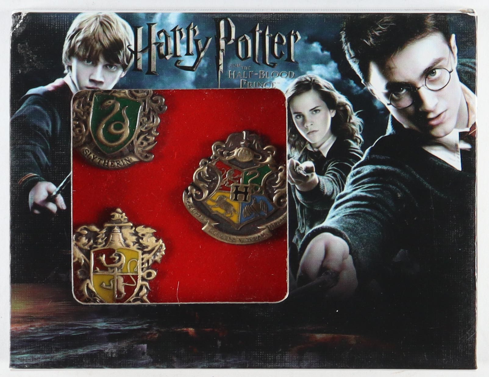 "Harry Potter and the Half-Blood Prince" Set of (5) Pins In Presentation Box at PristineAuction.com "Harry Potter and the Half-Blood Prince" Set of (5) Pins In Presentation Box at PristineAuction.com