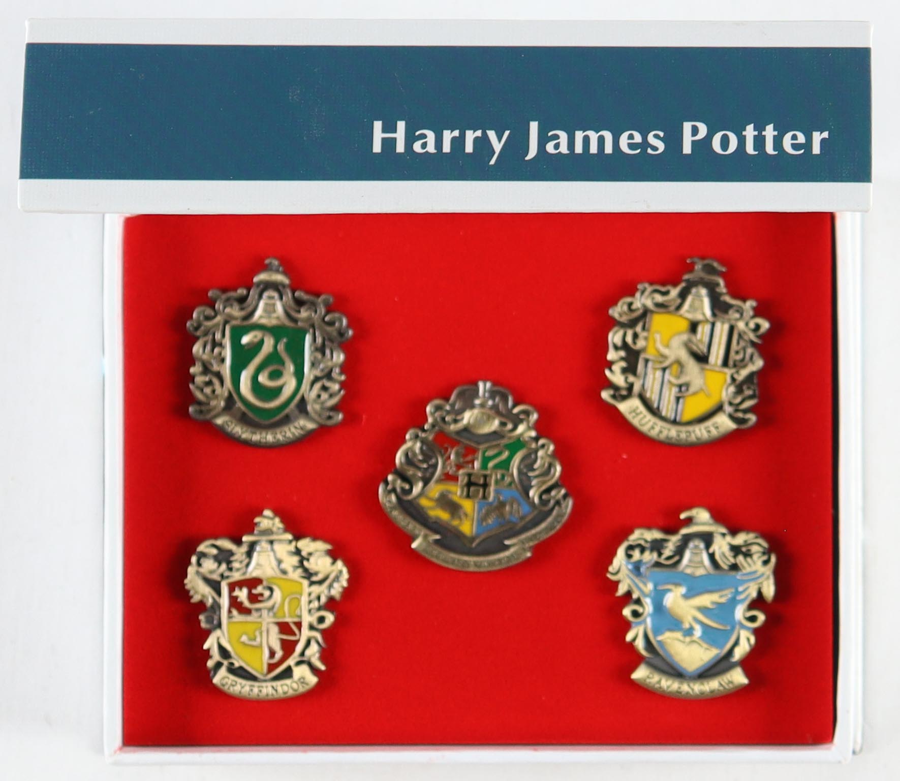 "Harry Potter and the Half-Blood Prince" Set of (5) Pins In Presentation Box at PristineAuction.com "Harry Potter and the Half-Blood Prince" Set of (5) Pins In Presentation Box at PristineAuction.com
