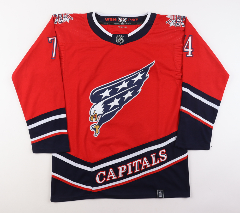 John Carlson Jersey Signed by (3) With John Carlson, T. J. Oshie, & Tom Wilson (JSA) at PristineAuction.com John Carlson Jersey Signed by (3) With John Carlson, T. J. Oshie, & Tom Wilson (JSA) at PristineAuction.com