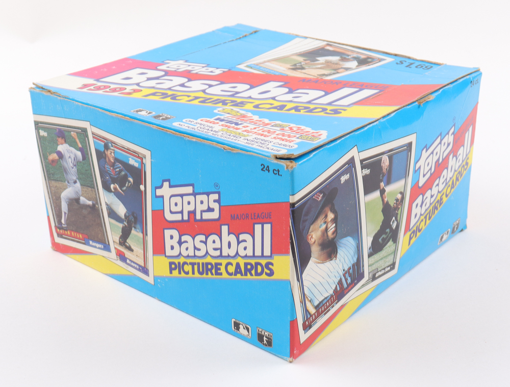 1992 Topps Baseball Retail Box with (24) JUMBO Packs at PristineAuction.com 1992 Topps Baseball Retail Box with (24) JUMBO Packs at PristineAuction.com