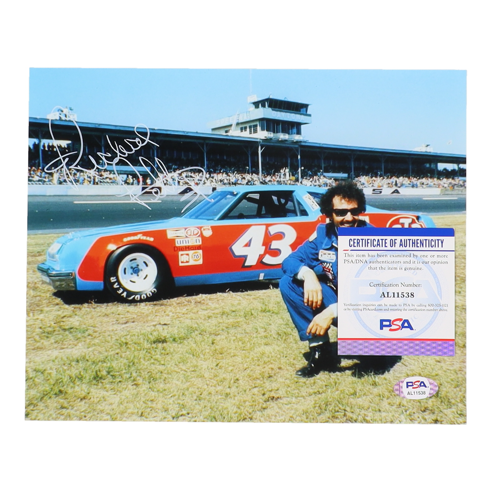 Richard Petty Signed NASCAR 8x10 Photo (PSA) at PristineAuction.com Richard Petty Signed NASCAR 8x10 Photo (PSA) at PristineAuction.com