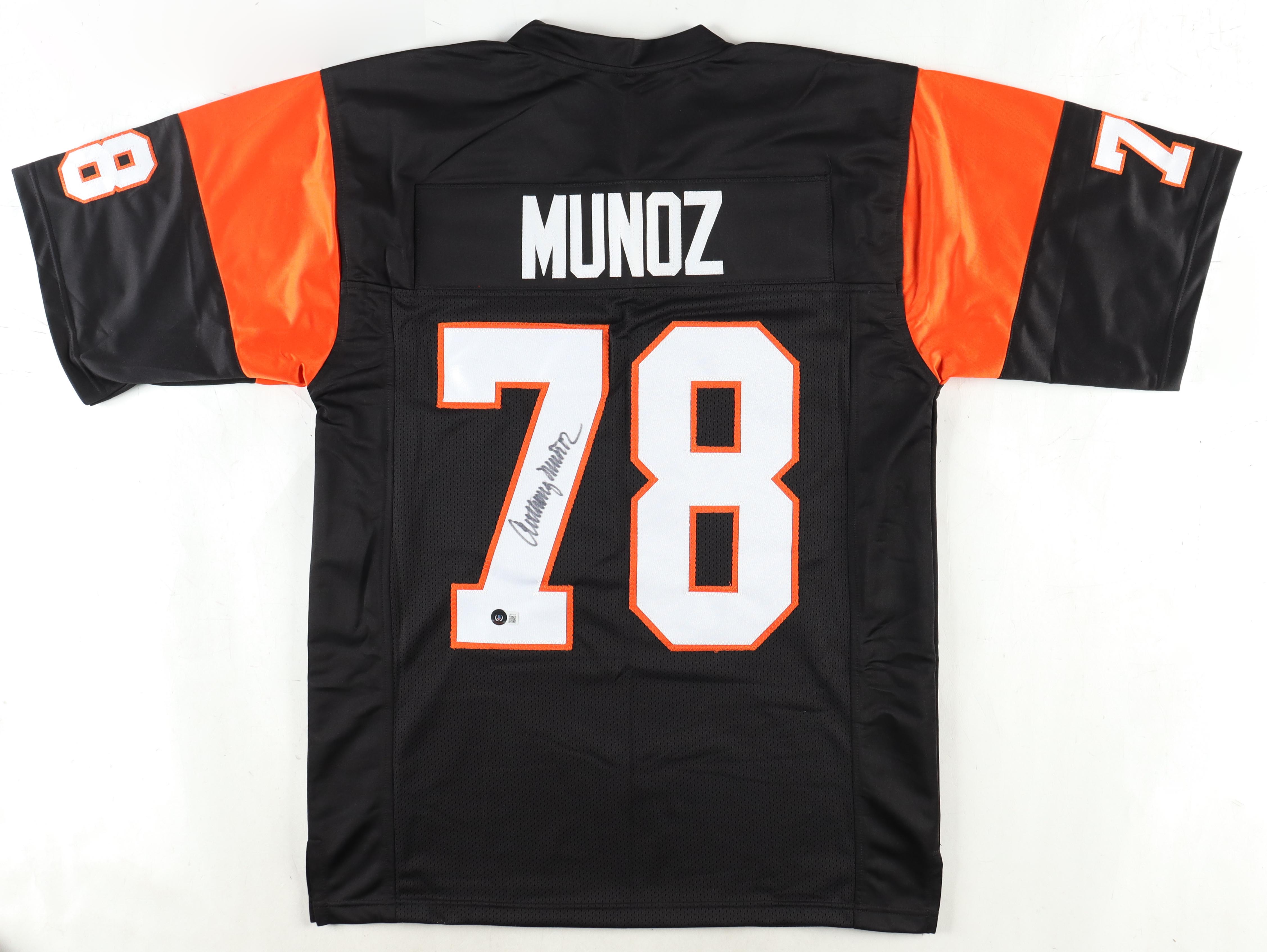 Anthony Munoz Signed Jersey (Beckett) at PristineAuction.com Anthony Munoz Signed Jersey (Beckett) at PristineAuction.com