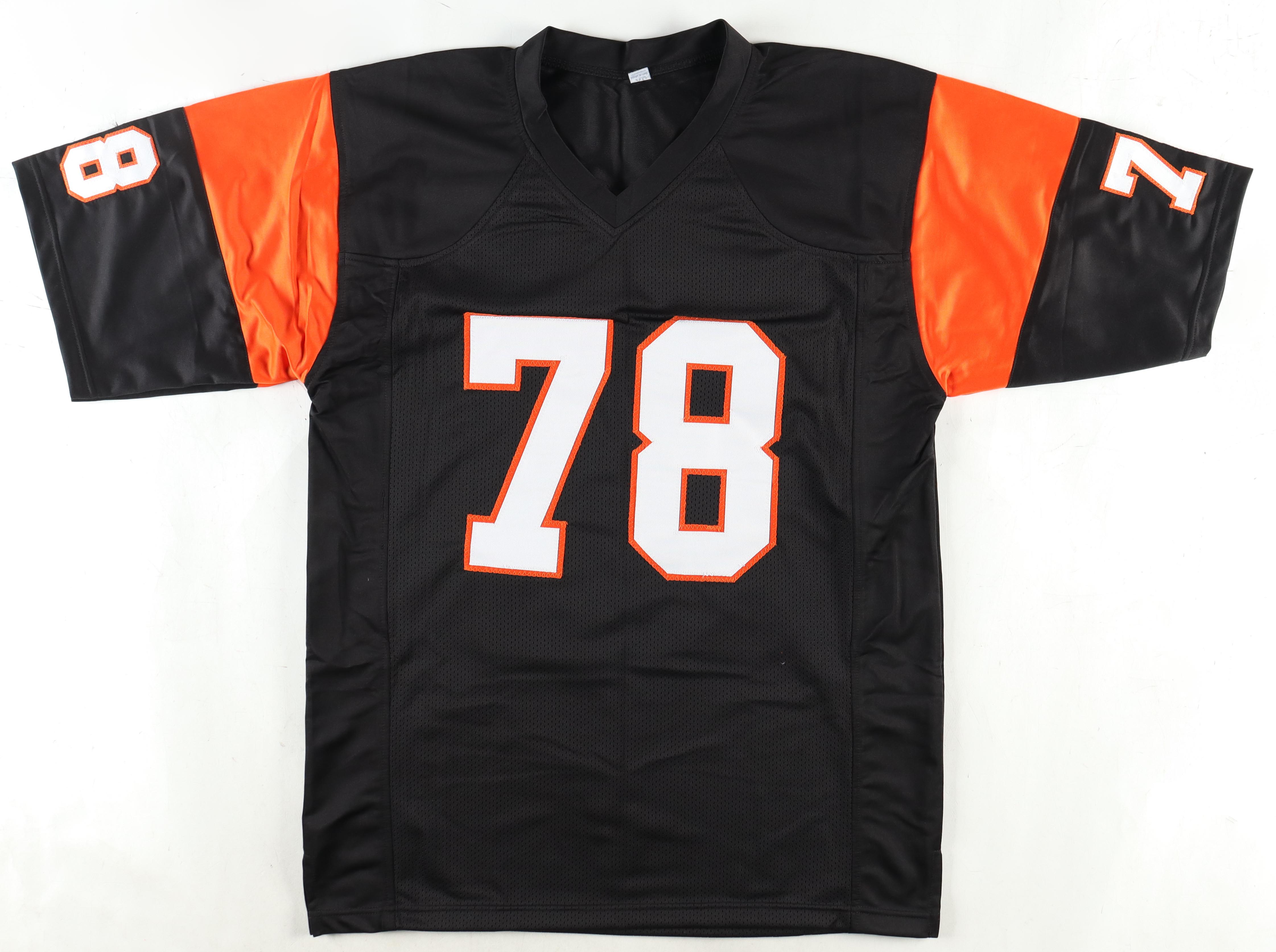 Anthony Munoz Signed Jersey (Beckett) at PristineAuction.com Anthony Munoz Signed Jersey (Beckett) at PristineAuction.com