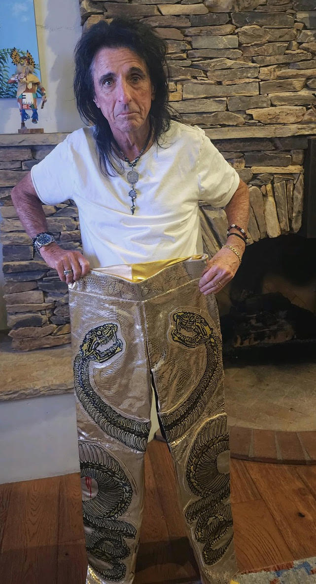 Alice Cooper Signed Stage | Concert Worn Custom Snake Pants (Beckett LOA) at PristineAuction.com Alice Cooper Signed Stage | Concert Worn Custom Snake Pants (Beckett LOA) at PristineAuction.com