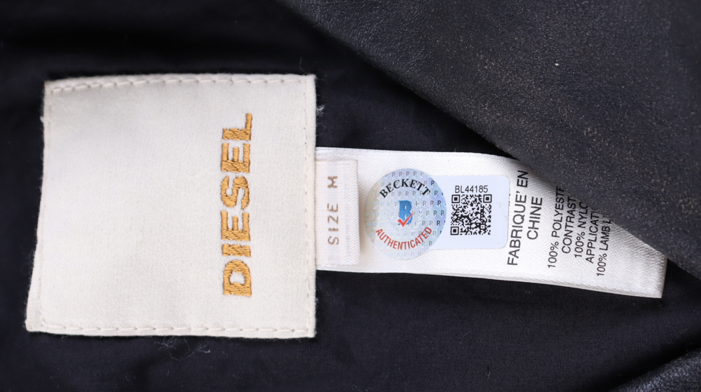 Alice Cooper Signed Personally Owned & Worn Jacket (Beckett) at PristineAuction.com Alice Cooper Signed Personally Owned & Worn Jacket (Beckett) at PristineAuction.com