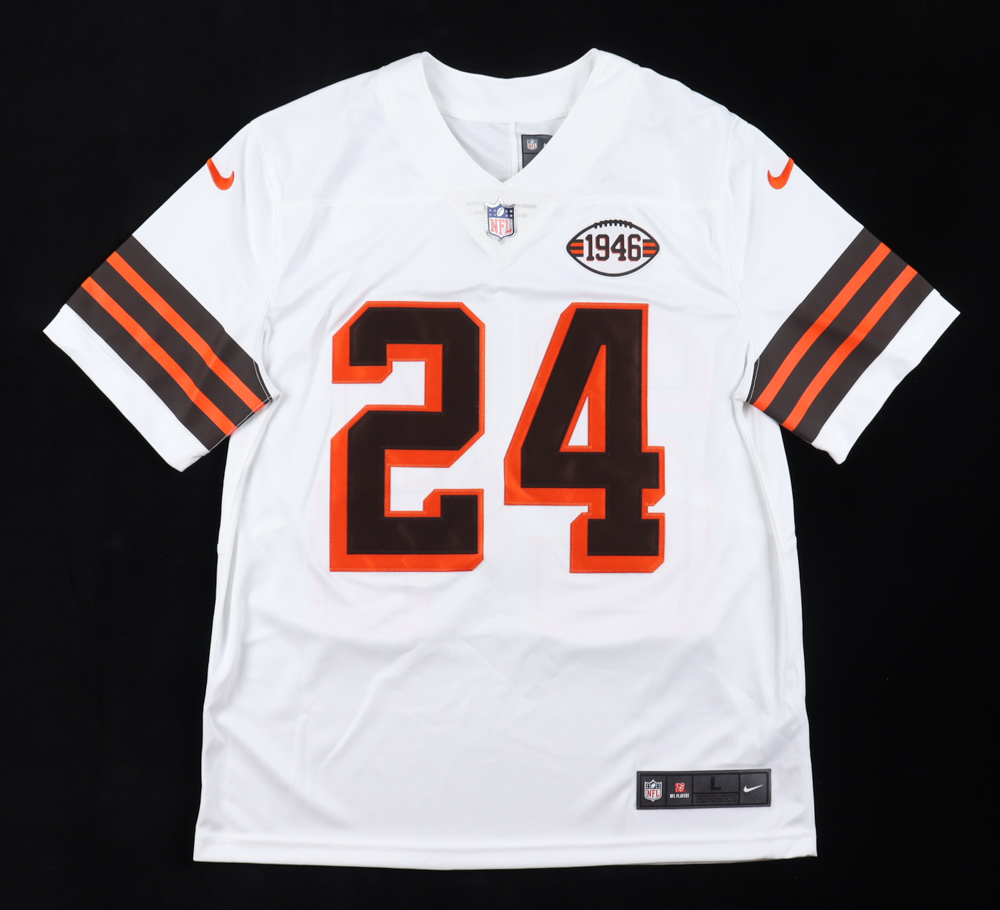Nick Chubb Signed Browns Jersey (Fanatics) at PristineAuction.com Nick Chubb Signed Browns Jersey (Fanatics) at PristineAuction.com