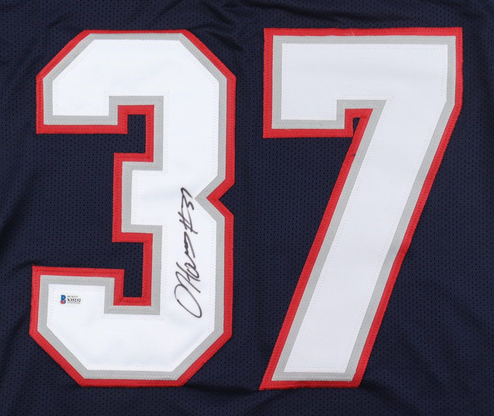 Damien Harris Signed Jersey (Beckett) at PristineAuction.com Damien Harris Signed Jersey (Beckett) at PristineAuction.com