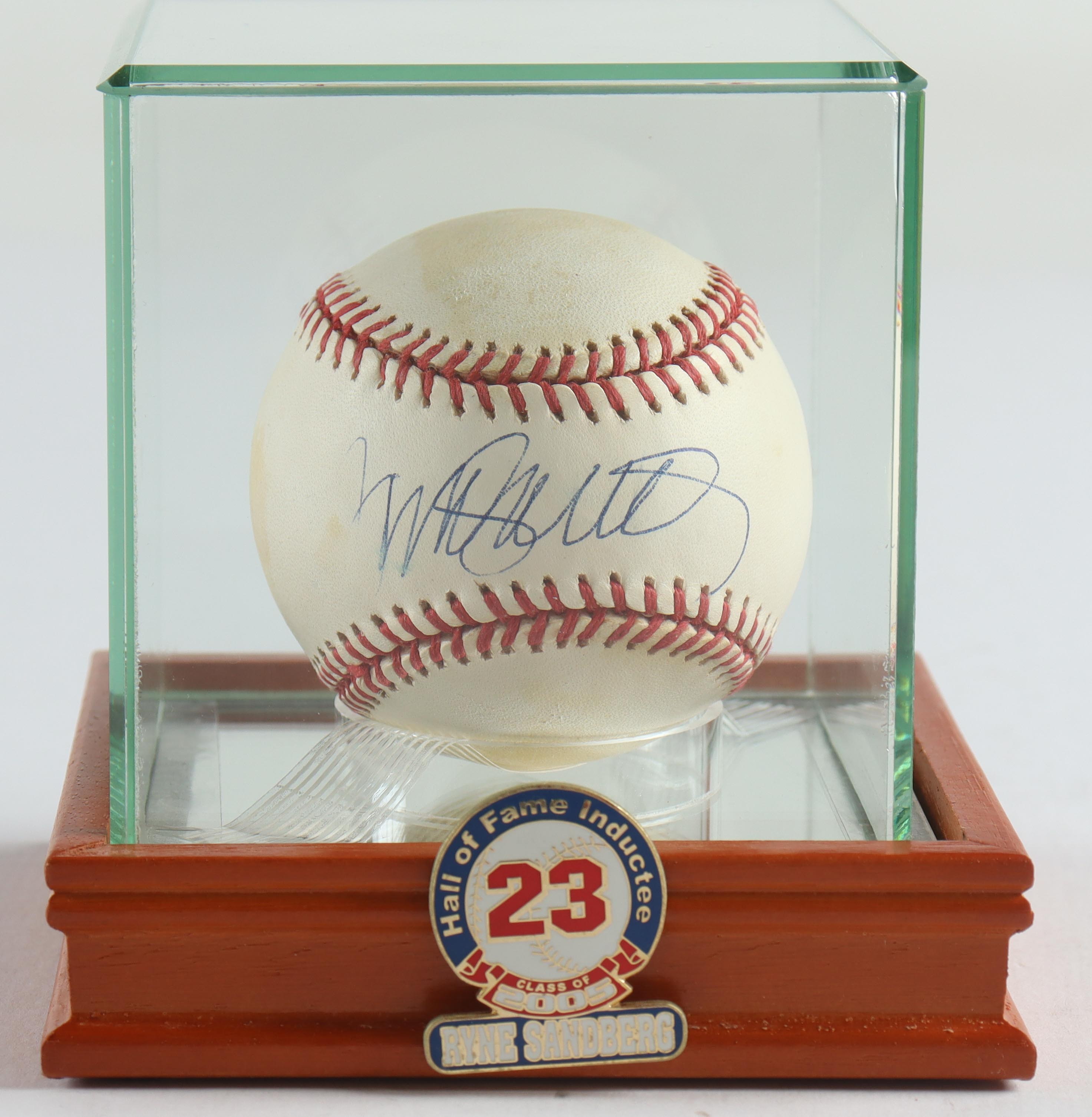 Ryne Sandberg Signed ONL Baseball In Display Case (PSA) at PristineAuction.com Ryne Sandberg Signed ONL Baseball In Display Case (PSA) at PristineAuction.com