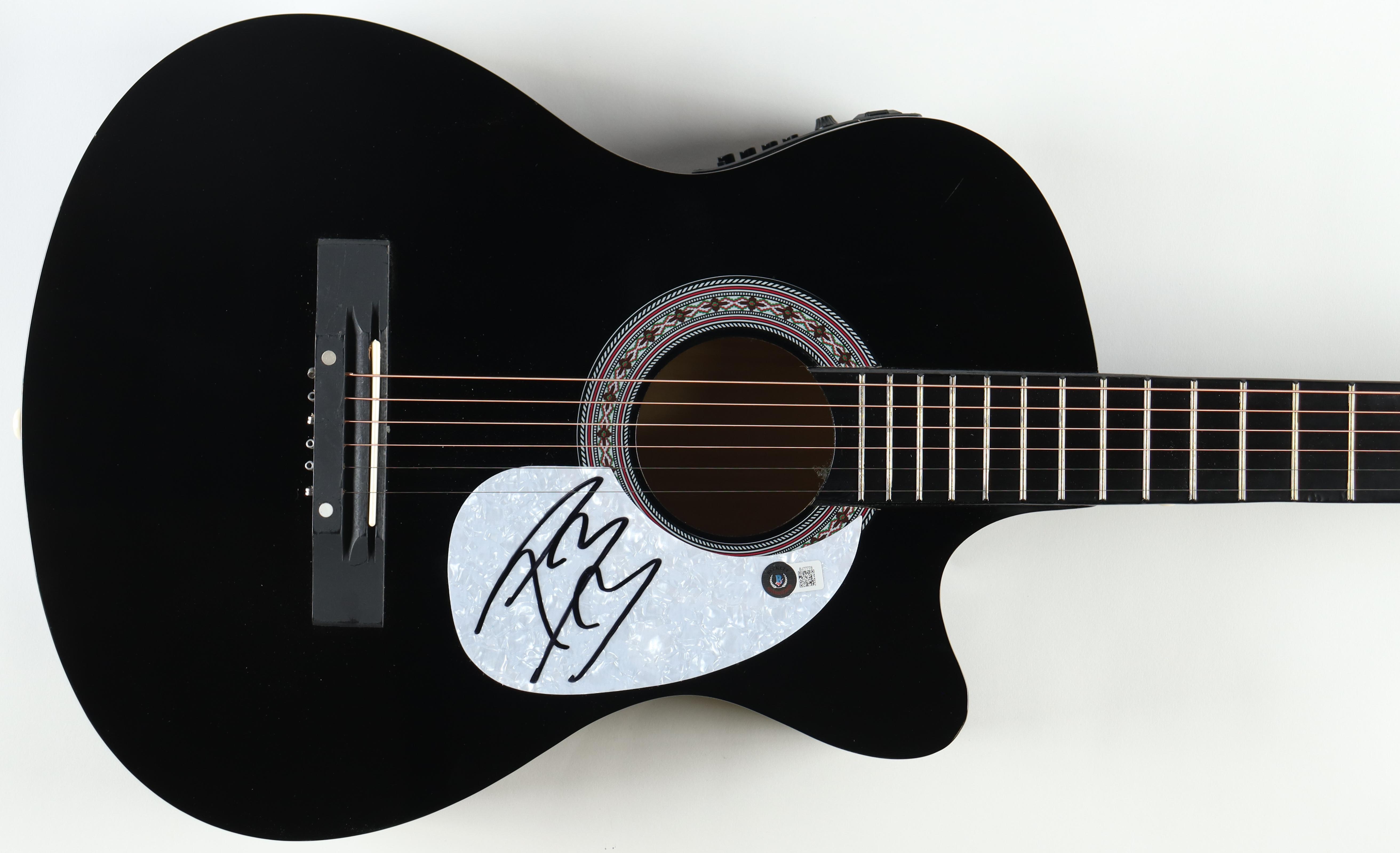 Post Malone Signed 38" Acoustic Guitar (Beckett) at PristineAuction.com Post Malone Signed 38" Acoustic Guitar (Beckett) at PristineAuction.com