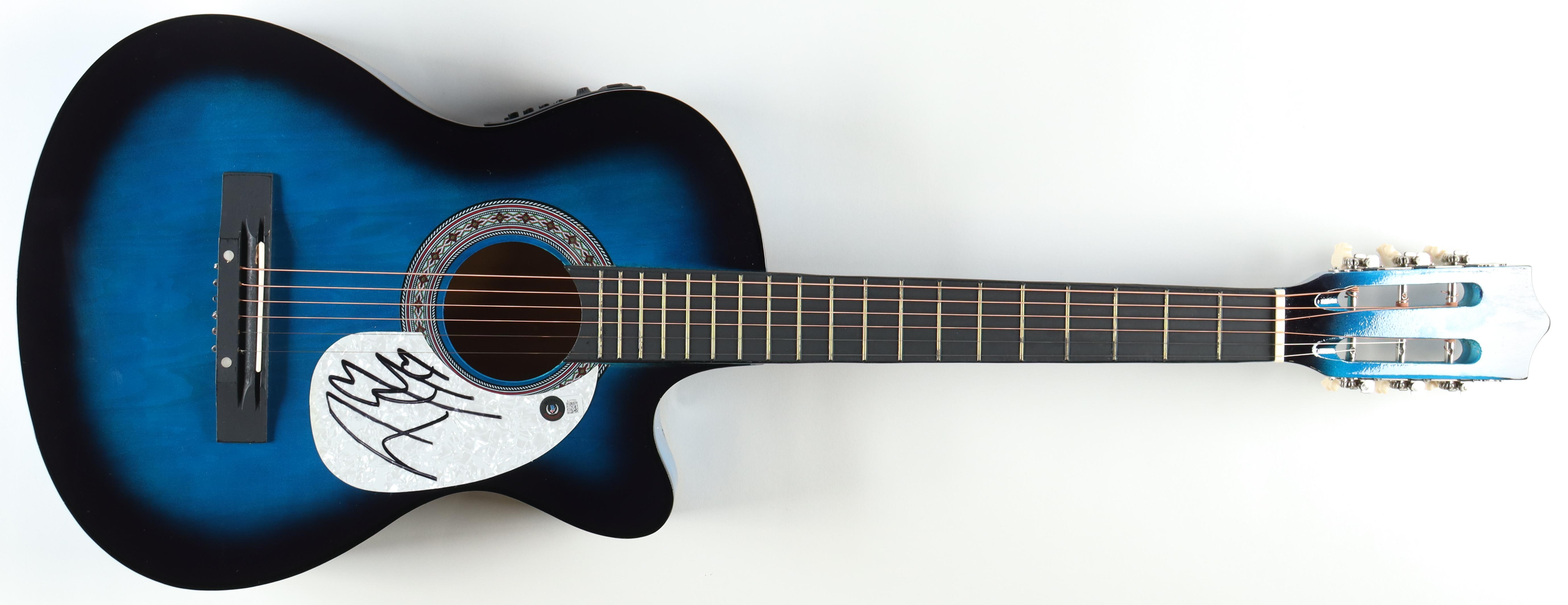 Post Malone Signed 38" Acoustic Guitar (Beckett) at PristineAuction.com Post Malone Signed 38" Acoustic Guitar (Beckett) at PristineAuction.com