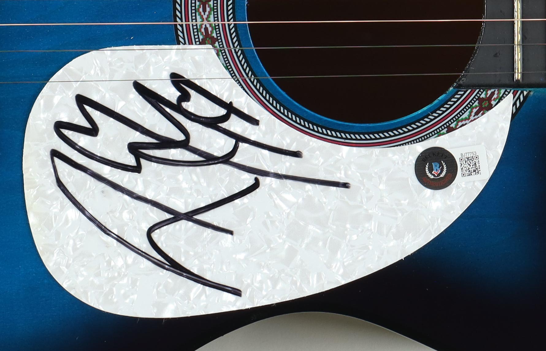Post Malone Signed 38" Acoustic Guitar (Beckett) at PristineAuction.com Post Malone Signed 38" Acoustic Guitar (Beckett) at PristineAuction.com