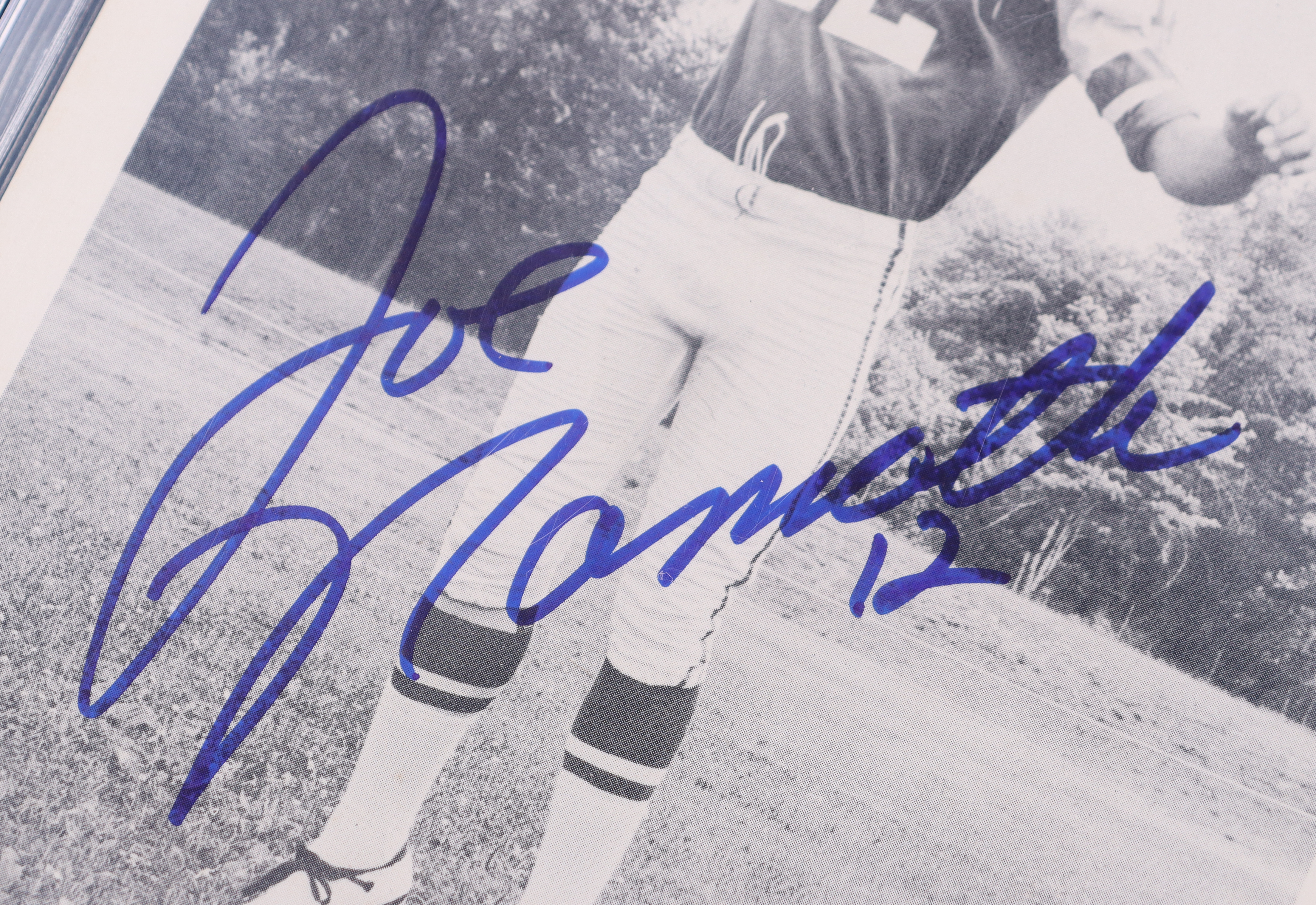 Joe Namath Signed 1965 Jay Publishing Jets 5x7 Team Issue RC (BAS | Autograph Graded 10) at PristineAuction.com Joe Namath Signed 1965 Jay Publishing Jets 5x7 Team Issue RC (BAS | Autograph Graded 10) at PristineAuction.com