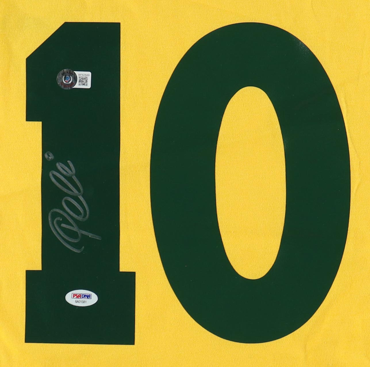 Pele Signed Jersey (Beckett & PSA) at PristineAuction.com Pele Signed Jersey (Beckett & PSA) at PristineAuction.com