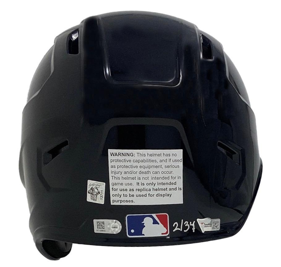 David Ortiz Signed Red Sox LE Full-Size Authentic On-Field Batting Helmet with (3) Inscriptions (Fanatics) at PristineAuction.com David Ortiz Signed Red Sox LE Full-Size Authentic On-Field Batting Helmet with (3) Inscriptions (Fanatics) at PristineAuction.com