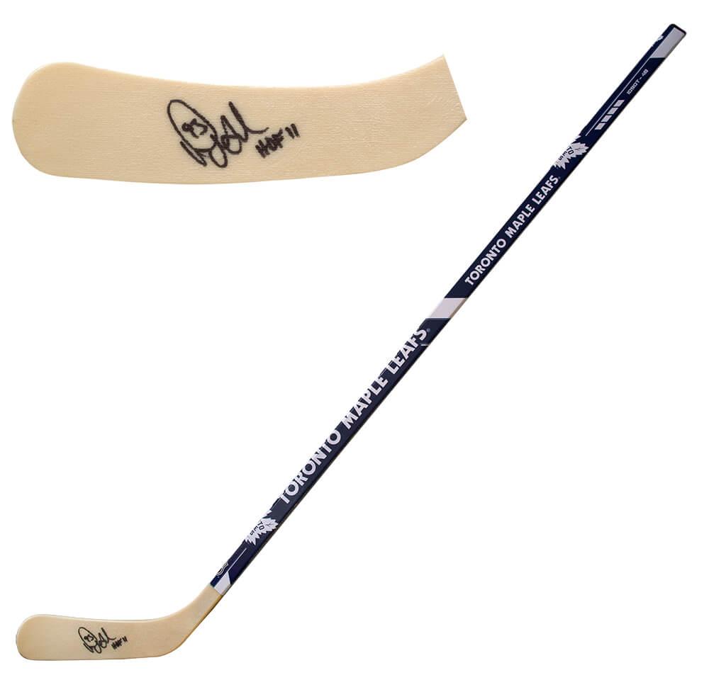 Doug Gilmour Signed Maple Leafs Logo Hockey Stick Inscribed "HOF 11" (Schwartz) at PristineAuction.com Doug Gilmour Signed Maple Leafs Logo Hockey Stick Inscribed "HOF 11" (Schwartz) at PristineAuction.com