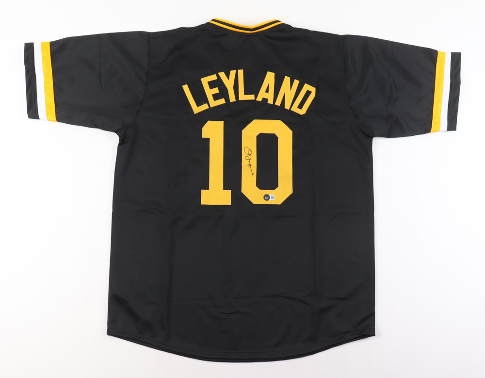 Jim Leyland Signed Jersey (Beckett) at PristineAuction.com Jim Leyland Signed Jersey (Beckett) at PristineAuction.com