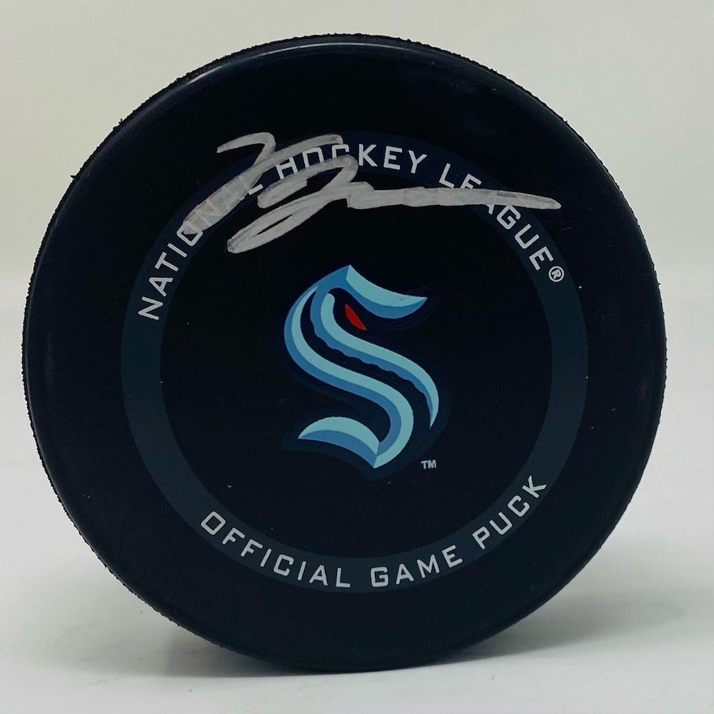 Vince Dunn Signed Kraken Logo Hockey Puck (Fanatics) at PristineAuction.com Vince Dunn Signed Kraken Logo Hockey Puck (Fanatics) at PristineAuction.com