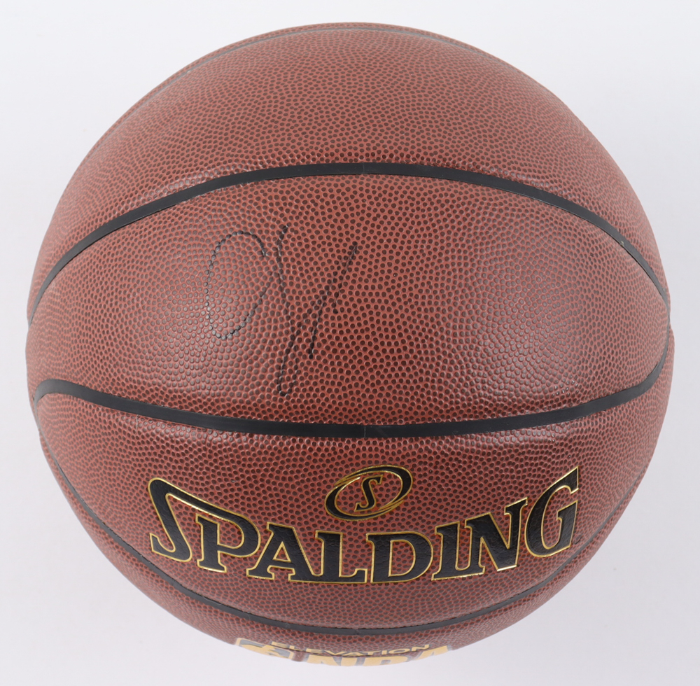 Chris Paul Signed NBA Basketball (PSA) at PristineAuction.com Chris Paul Signed NBA Basketball (PSA) at PristineAuction.com