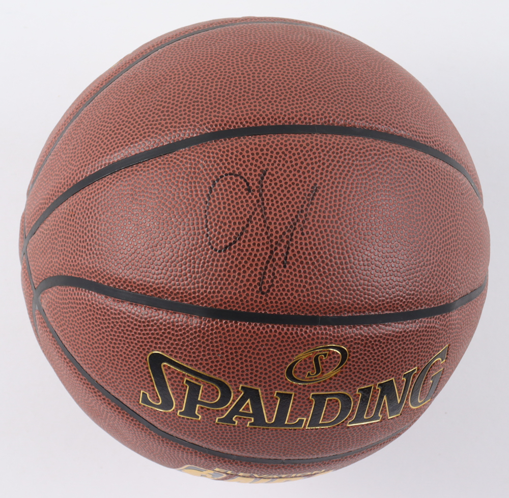 Chris Paul Signed NBA Basketball (PSA) at PristineAuction.com Chris Paul Signed NBA Basketball (PSA) at PristineAuction.com