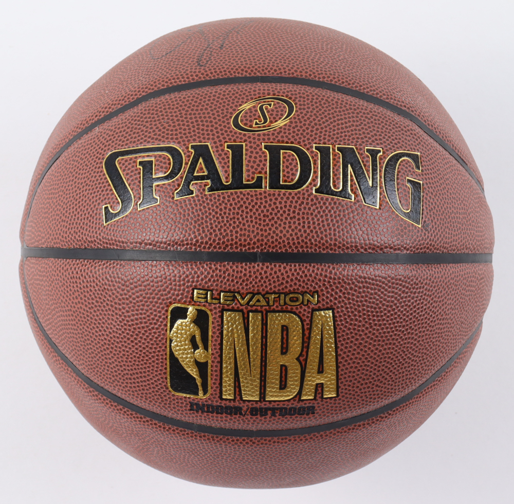 Chris Paul Signed NBA Basketball (PSA) at PristineAuction.com Chris Paul Signed NBA Basketball (PSA) at PristineAuction.com