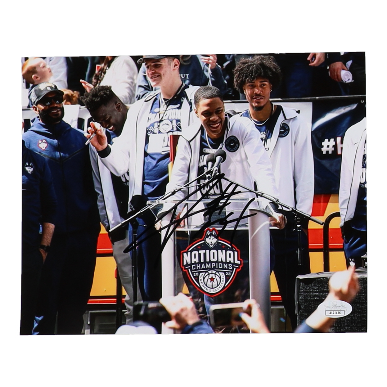 Jordan Hawkins Signed UConn Huskies 8x10 Photo (JSA) at PristineAuction.com Jordan Hawkins Signed UConn Huskies 8x10 Photo (JSA) at PristineAuction.com