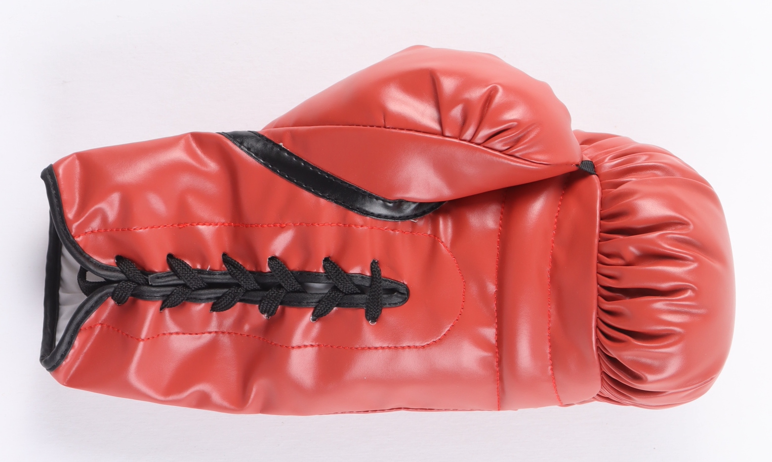 Mike Tyson Signed Everlast Boxing Glove (Fiterman Sports) at PristineAuction.com Mike Tyson Signed Everlast Boxing Glove (Fiterman Sports) at PristineAuction.com